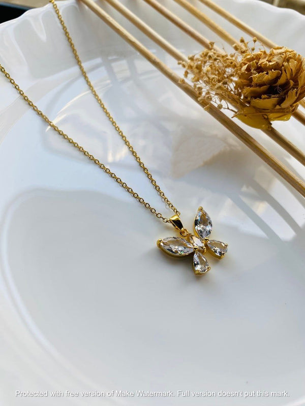 Gorgeous Golden Chain with beautiful Design of White Crystal Design Butterfly