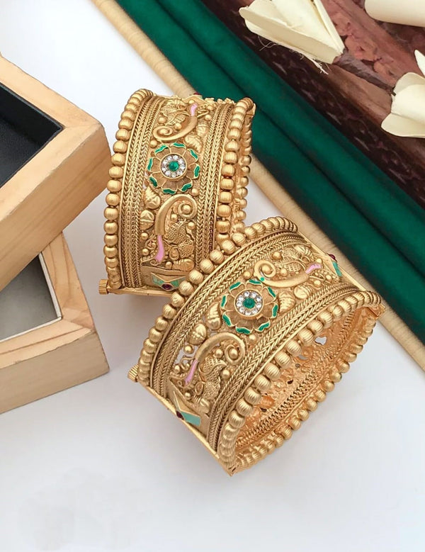 Golden wedding Bangles With Amazing Design