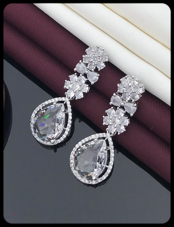 Elegant Diamond Butti with Beautiful Diamond Crystal Earrings