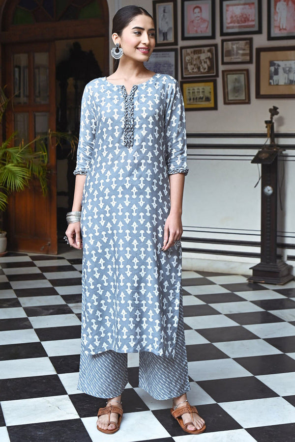 Fancy Fabric Printed Awesome Kurti With Bottom In Grey Color